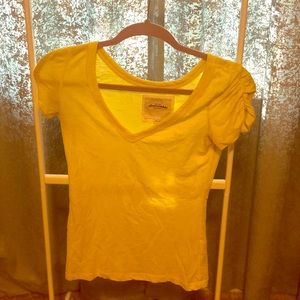Yellow Abercrombie tee